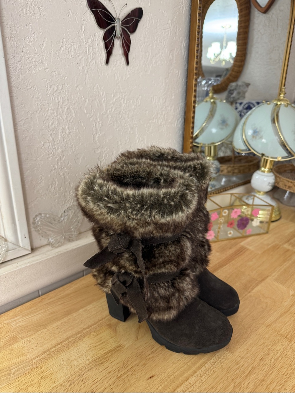 2000’s BEARPAW Brown Faux Fur Suede Chunky Heel Boots Size 5 Whimsigoth Y2K - Picture 3 of 13
